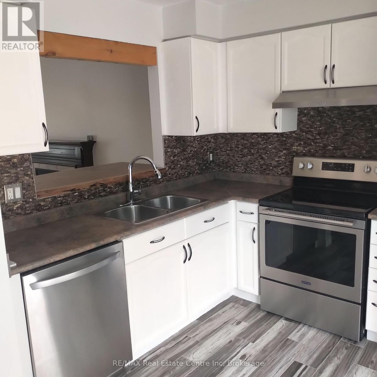 50 Hagan Avenue Property Photo 12