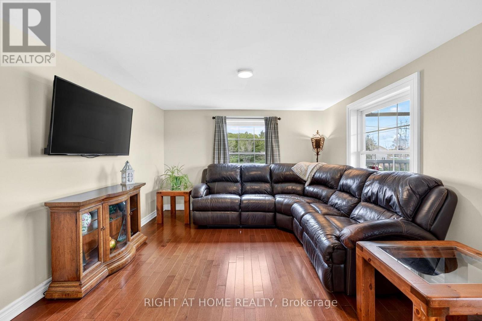 362 Short Point Road Property Photo 10