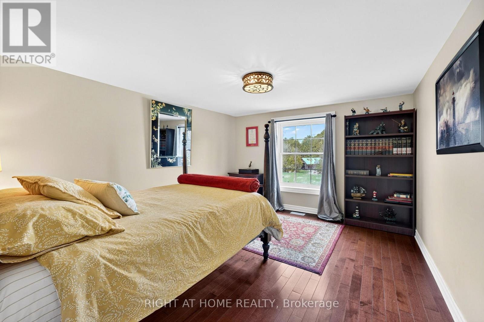 362 Short Point Road Property Photo 15
