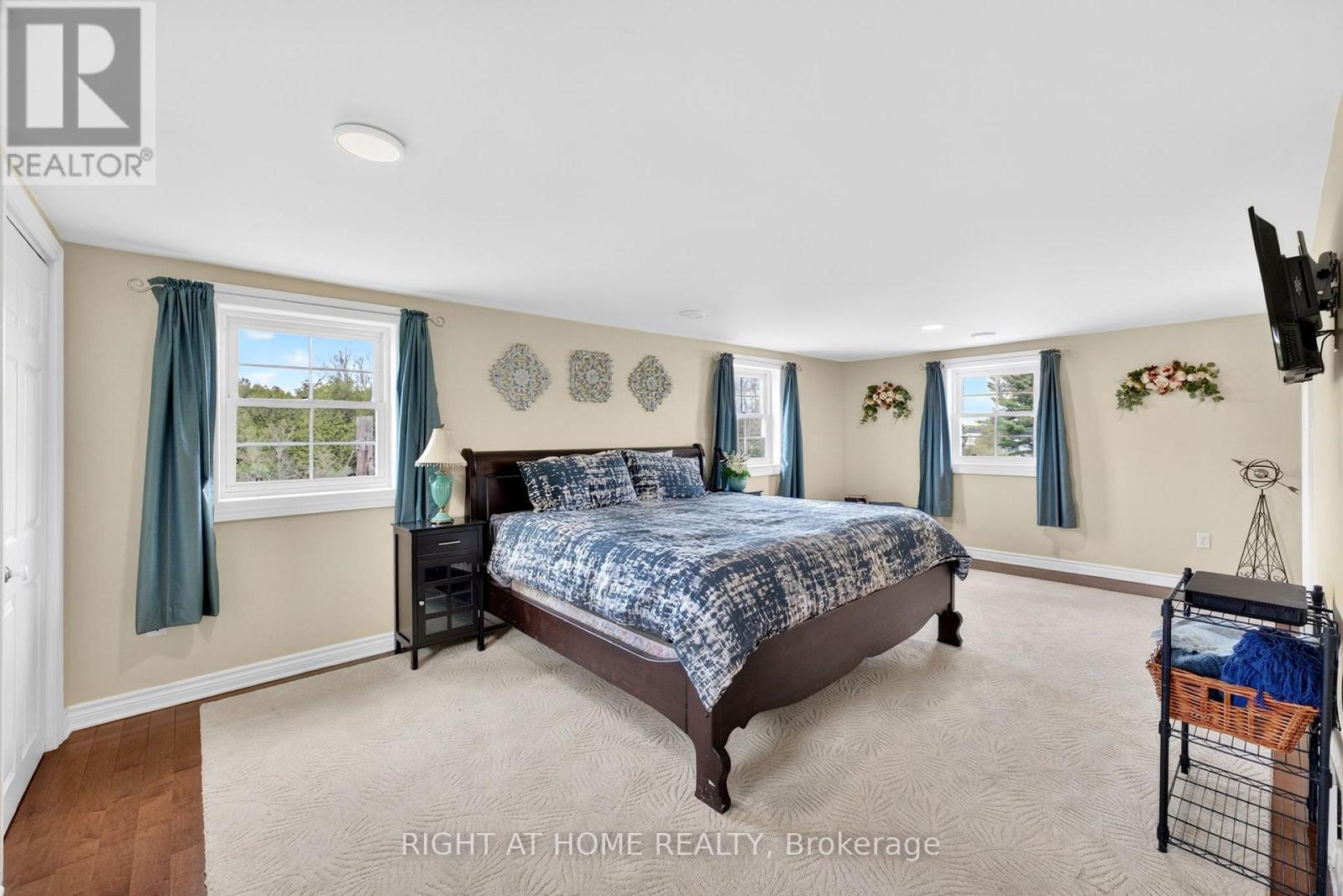 362 Short Point Road Property Photo 18