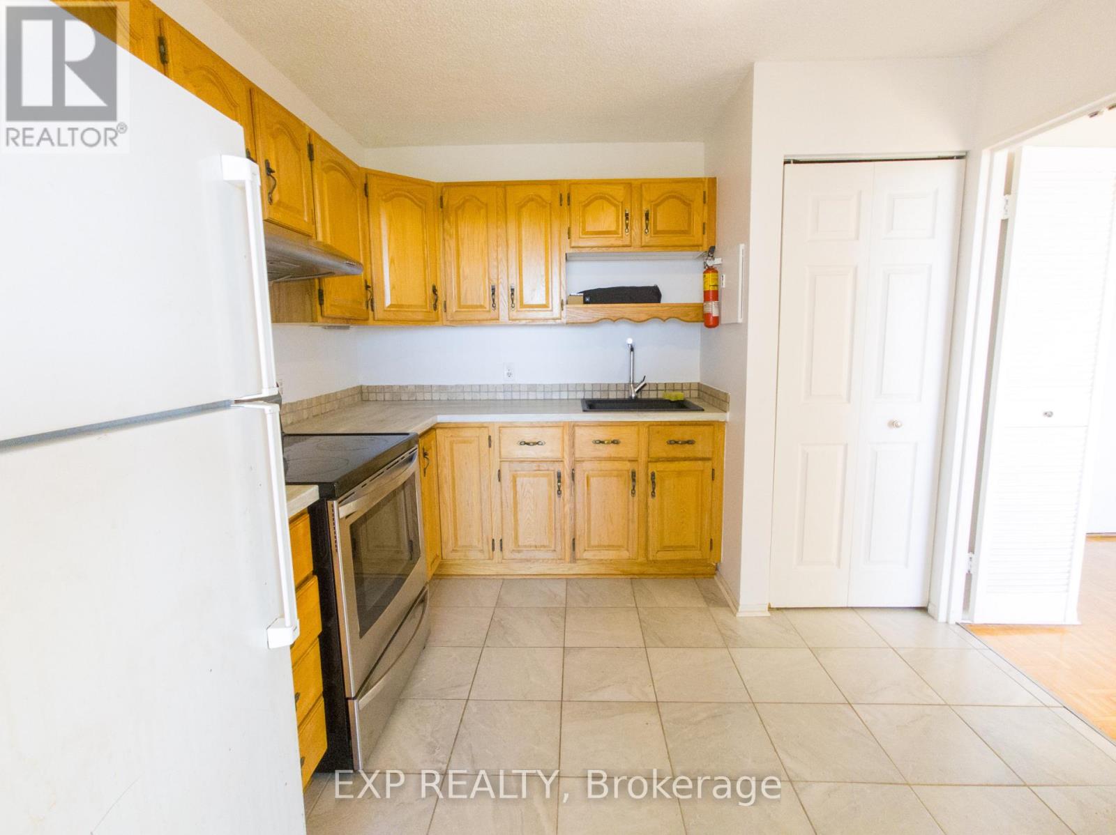 807 - 1285 Cahill Drive Property Photo 12