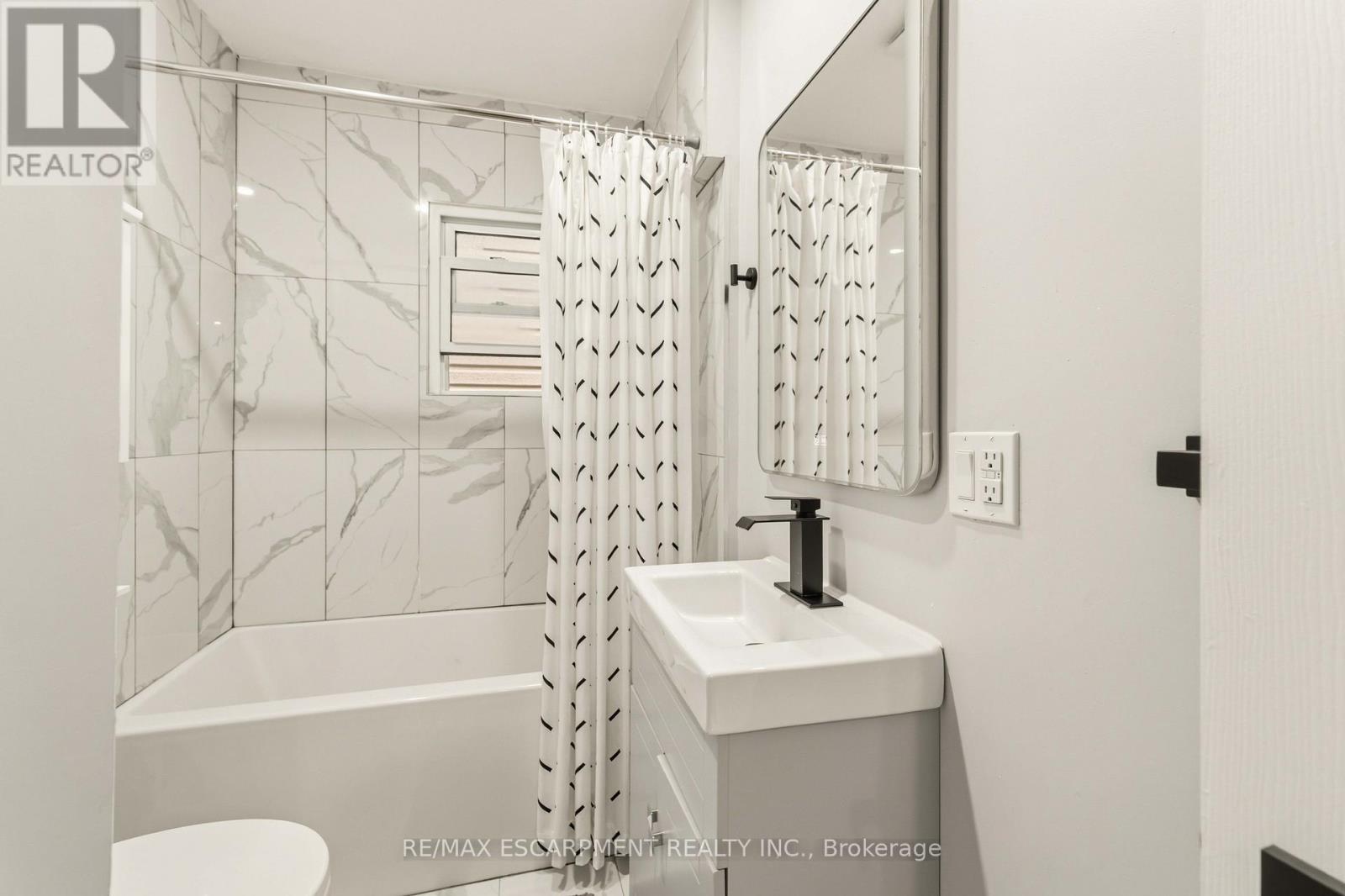27 Edinburgh Avenue Property Photo 13