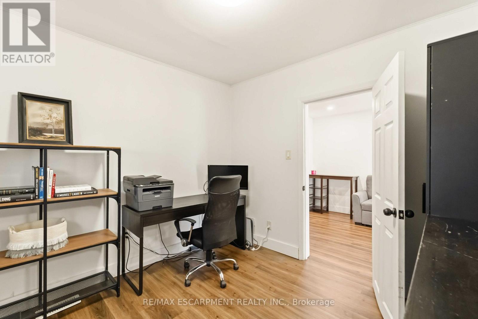 27 Edinburgh Avenue Property Photo 15