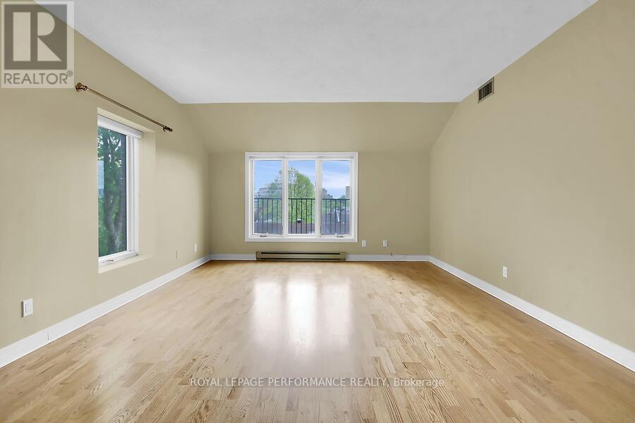 10 - 135 Springfield Road Property Photo 6