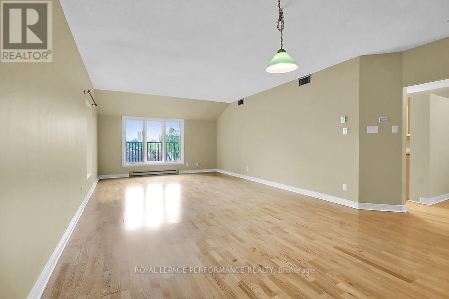 10 - 135 Springfield Road Property Photo 7