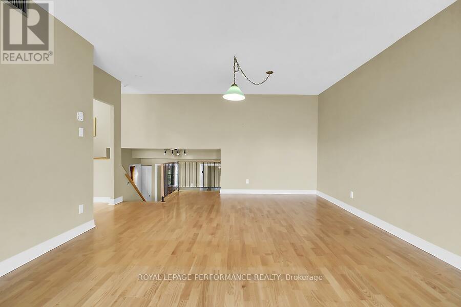 10 - 135 Springfield Road Property Photo 11