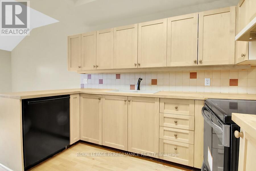 10 - 135 Springfield Road Property Photo 15