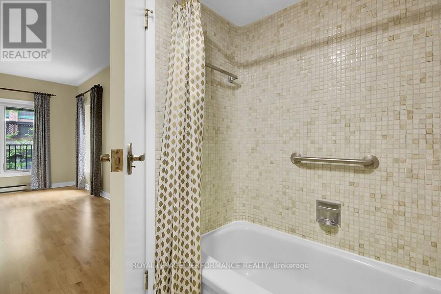 10 - 135 Springfield Road Property Photo 31