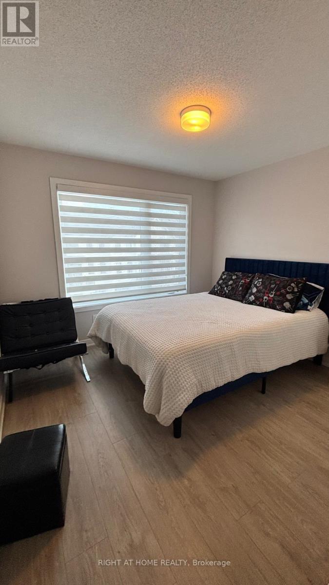 42 Stitch Mews Property Photo 12