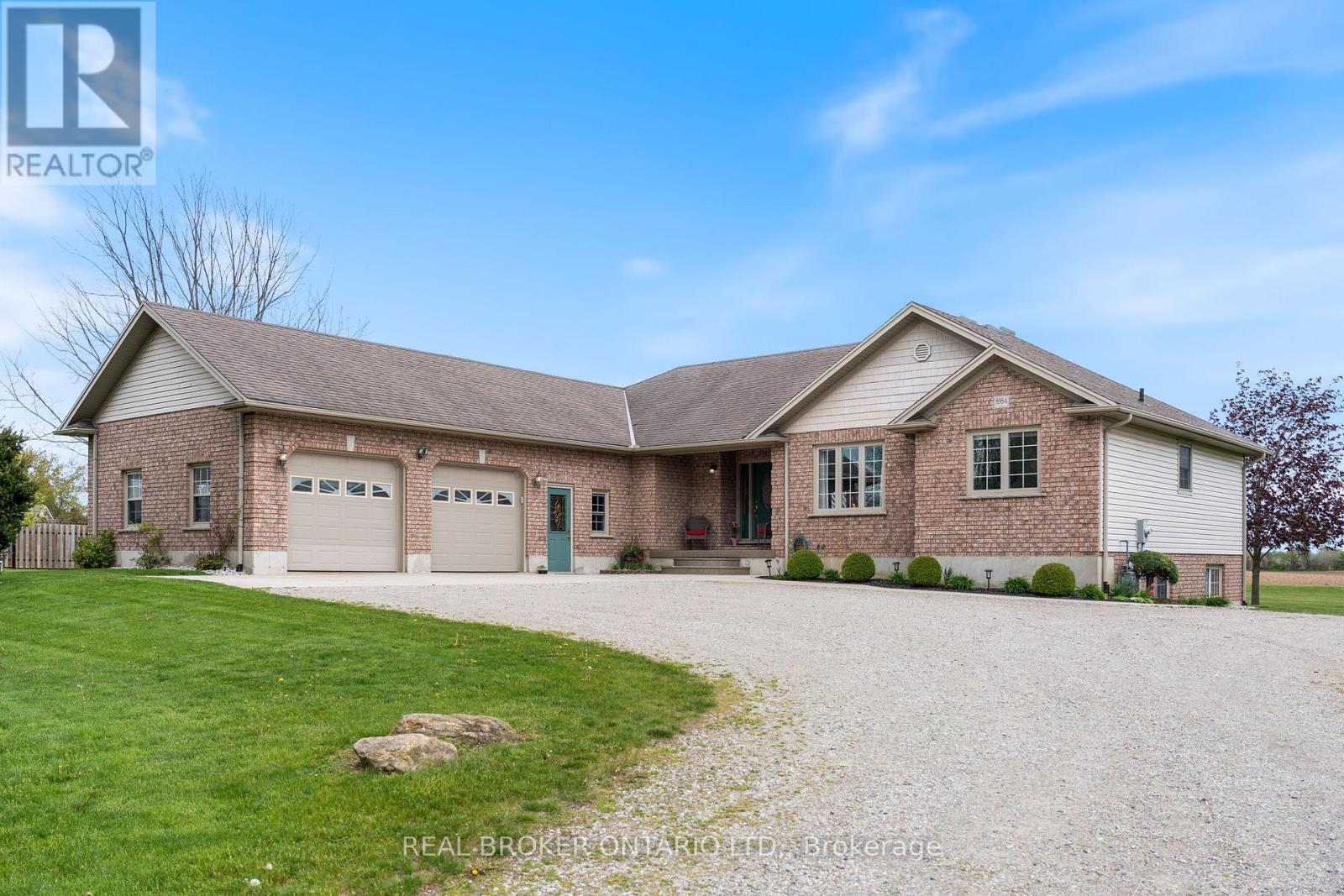 8984 Plank Road Property Photo 2