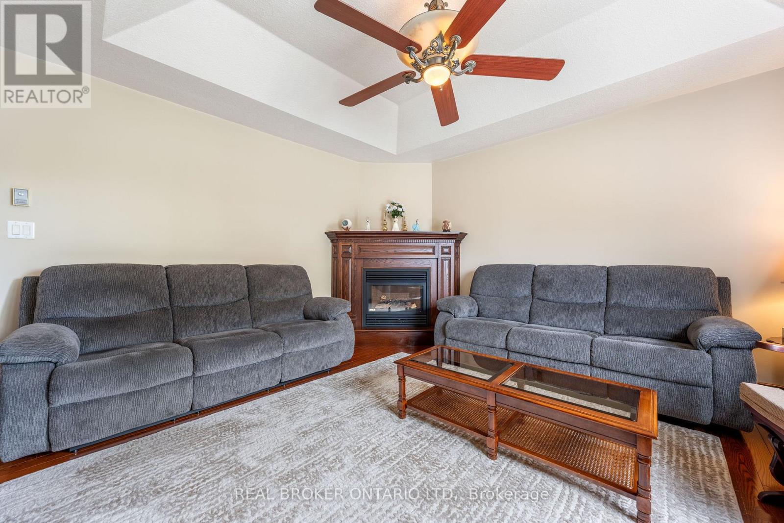 8984 Plank Road Property Photo 6