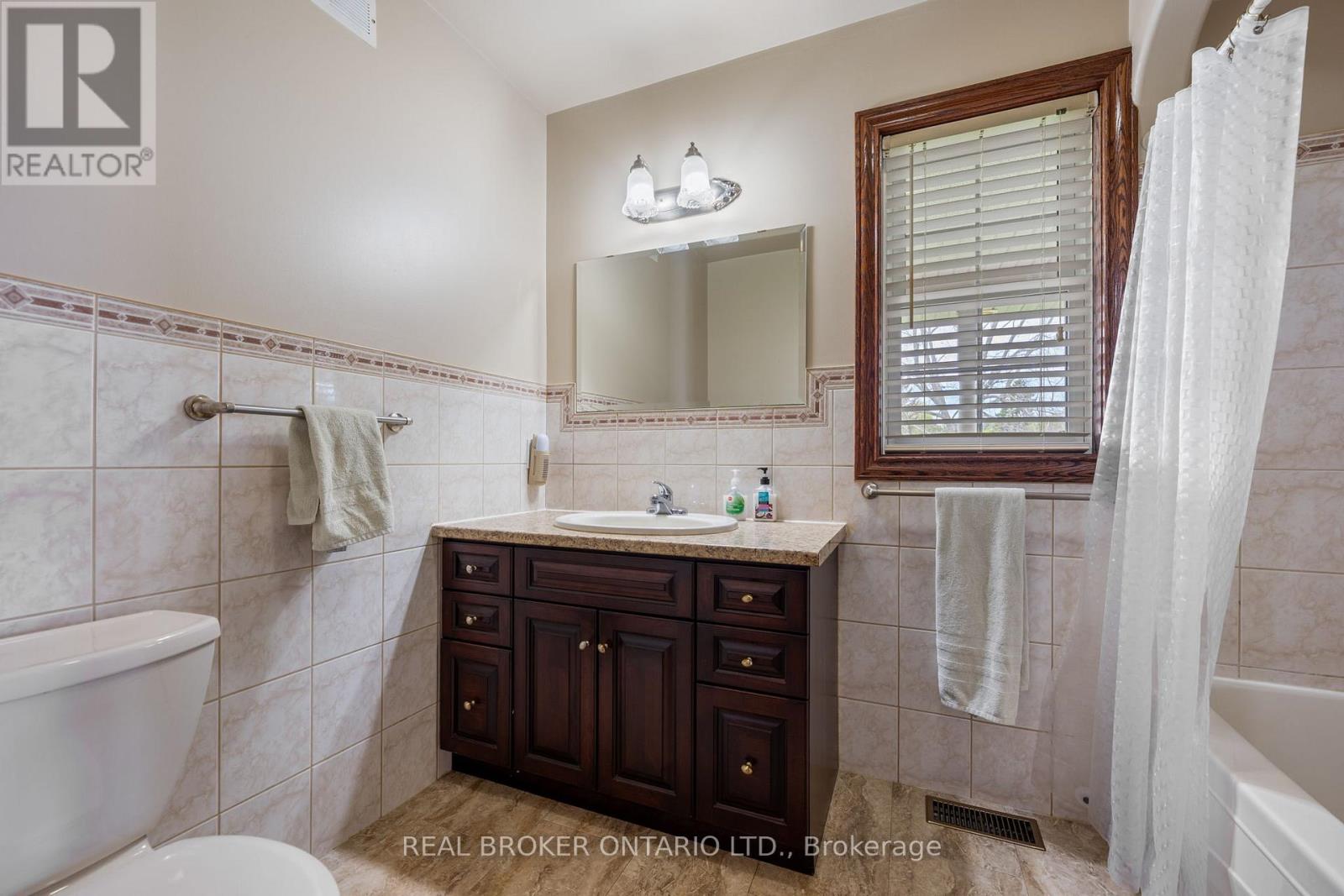 8984 Plank Road Property Photo 14