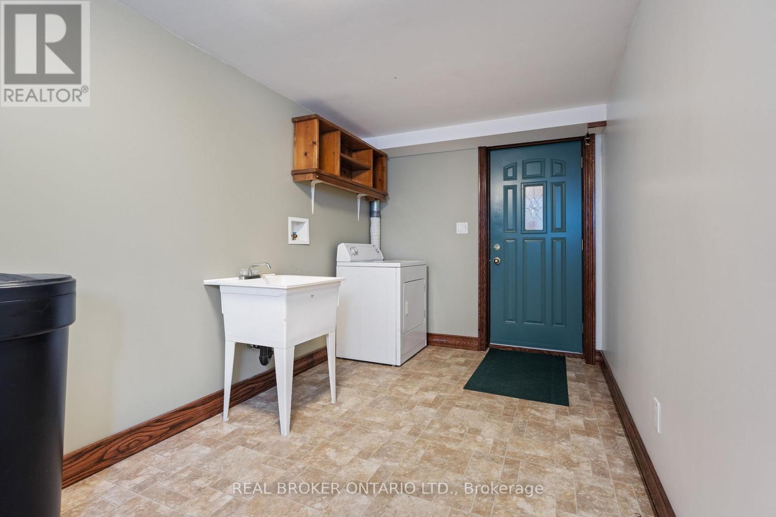 8984 Plank Road Property Photo 30