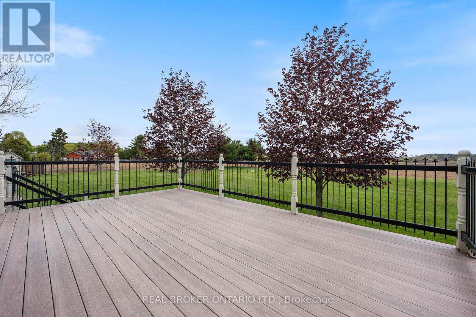 8984 Plank Road Property Photo 32
