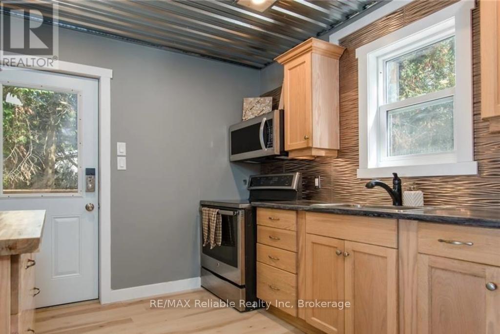 79265 Fuller Drive Property Photo 11