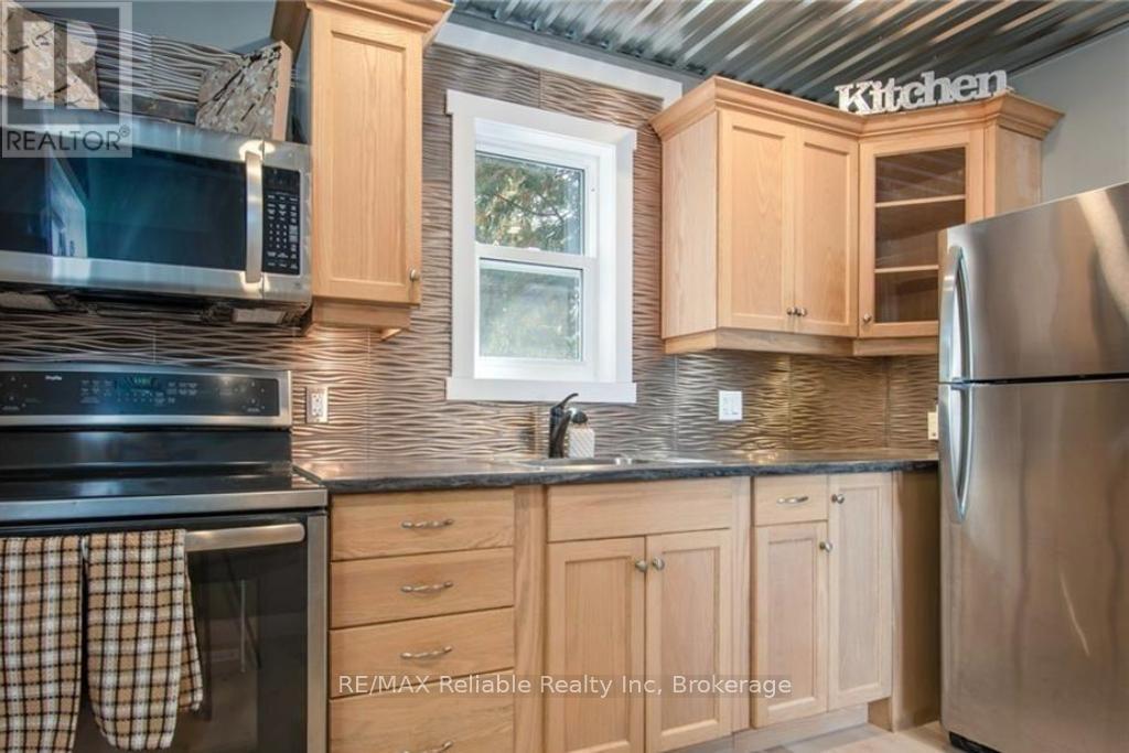79265 Fuller Drive Property Photo 12