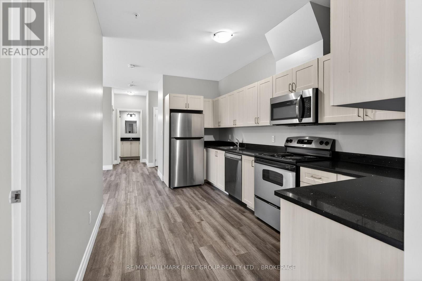 217 - 501 Frontenac Street Property Photo 22