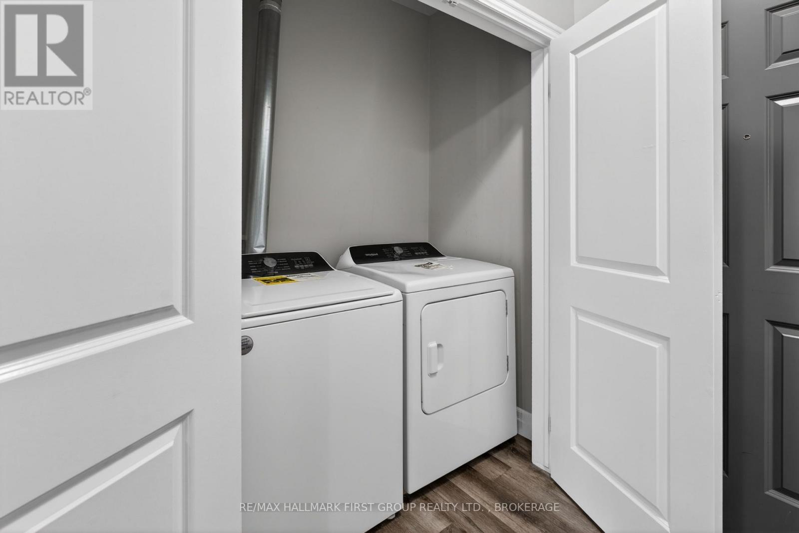 217 - 501 Frontenac Street Property Photo 27