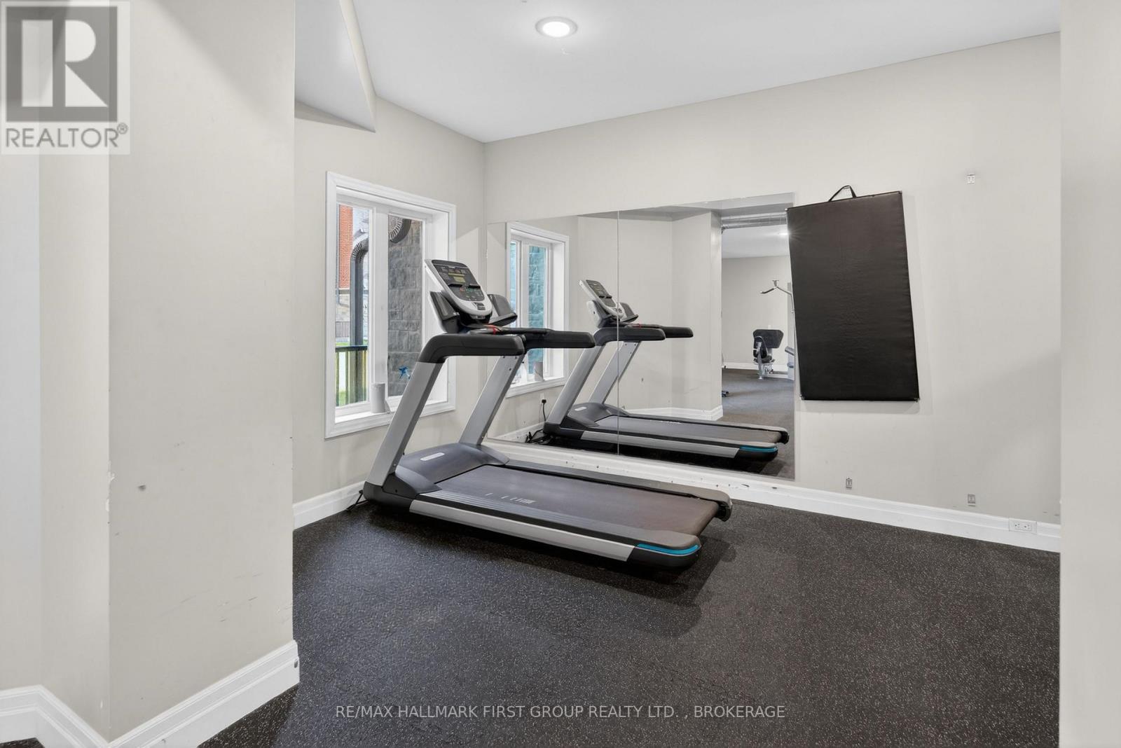 217 - 501 Frontenac Street Property Photo 33