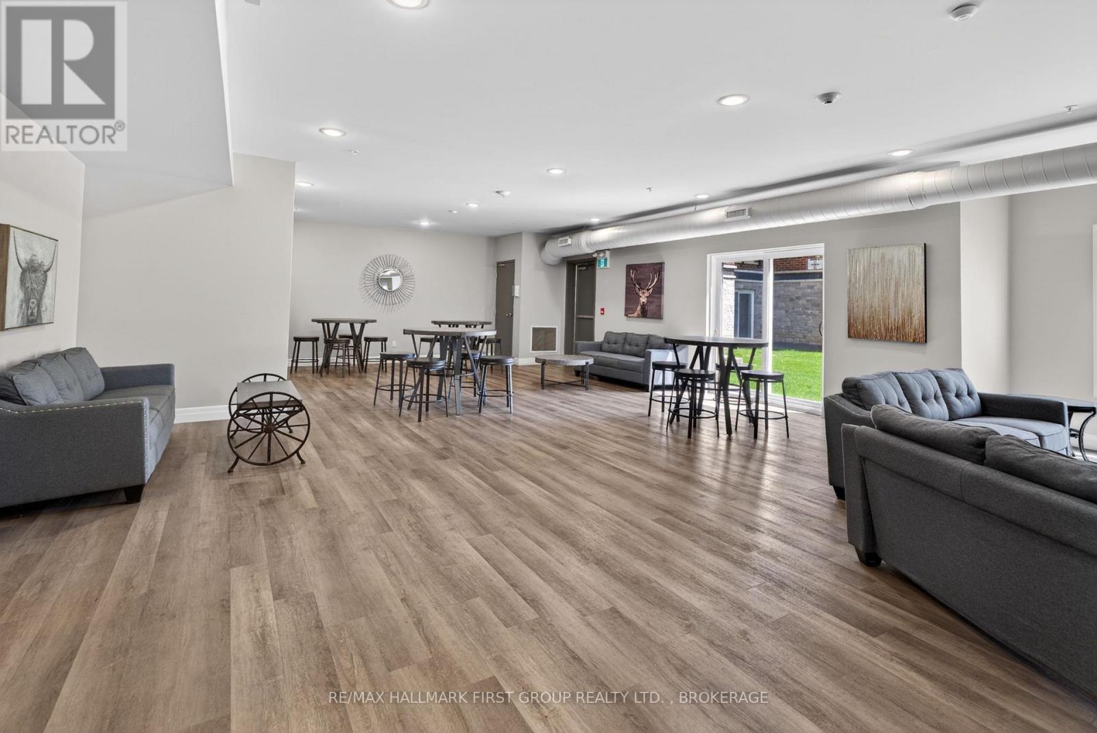 217 - 501 Frontenac Street Property Photo 39
