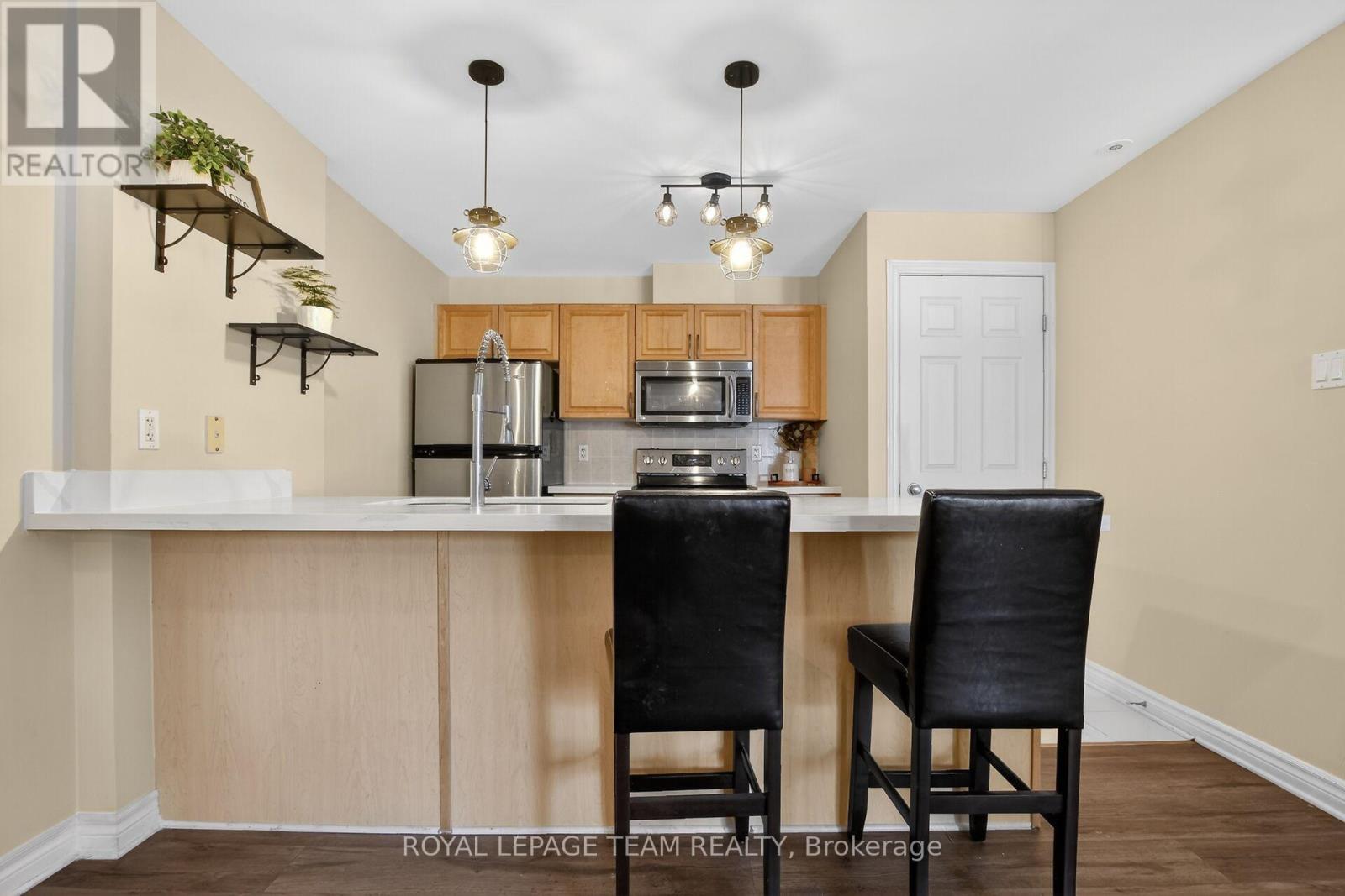 D - 165 Crestway Drive Property Photo 9