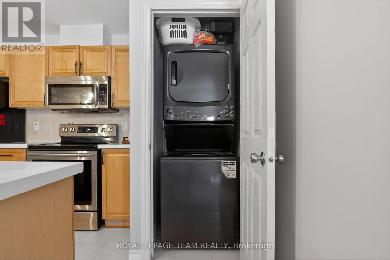 D - 165 Crestway Drive Property Photo 14