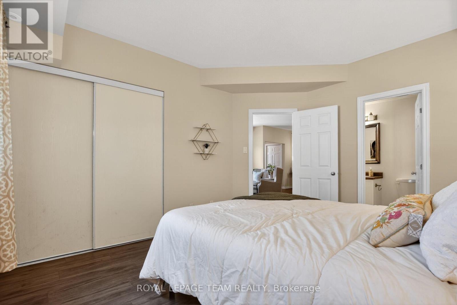D - 165 Crestway Drive Property Photo 20