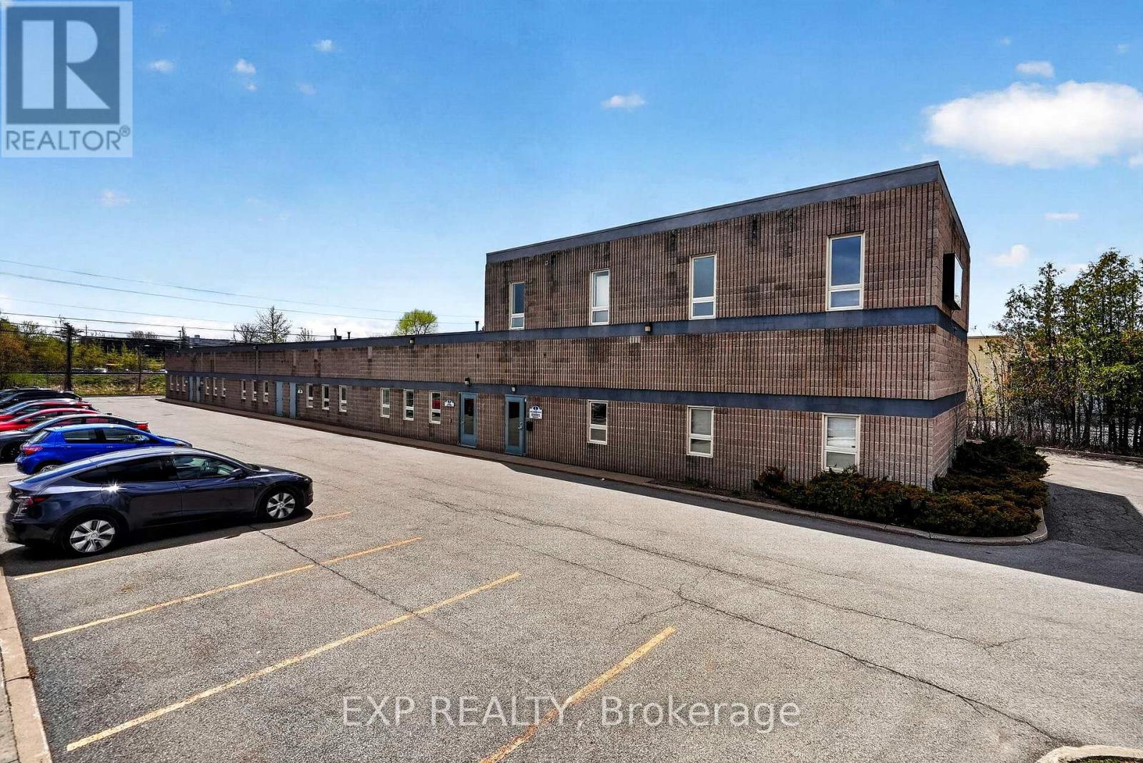 159 Colonnade Road Property Photo 2