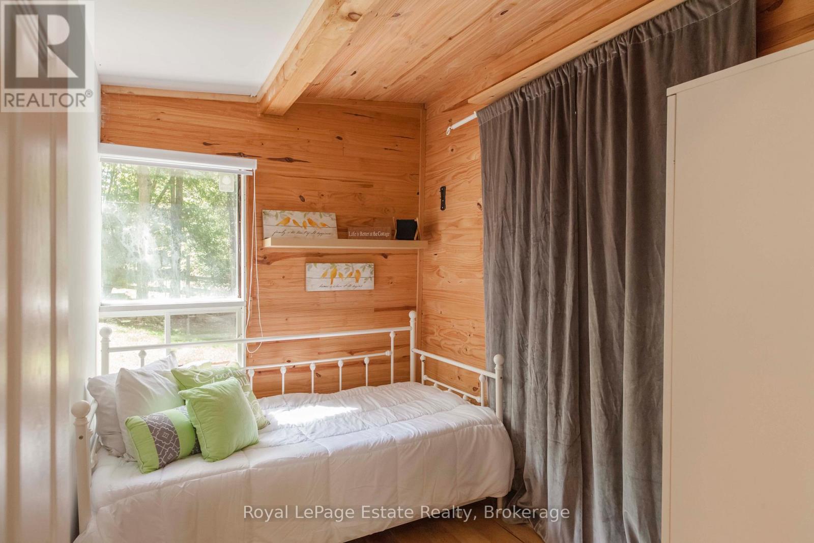 1076 French Bay Road Property Photo 32