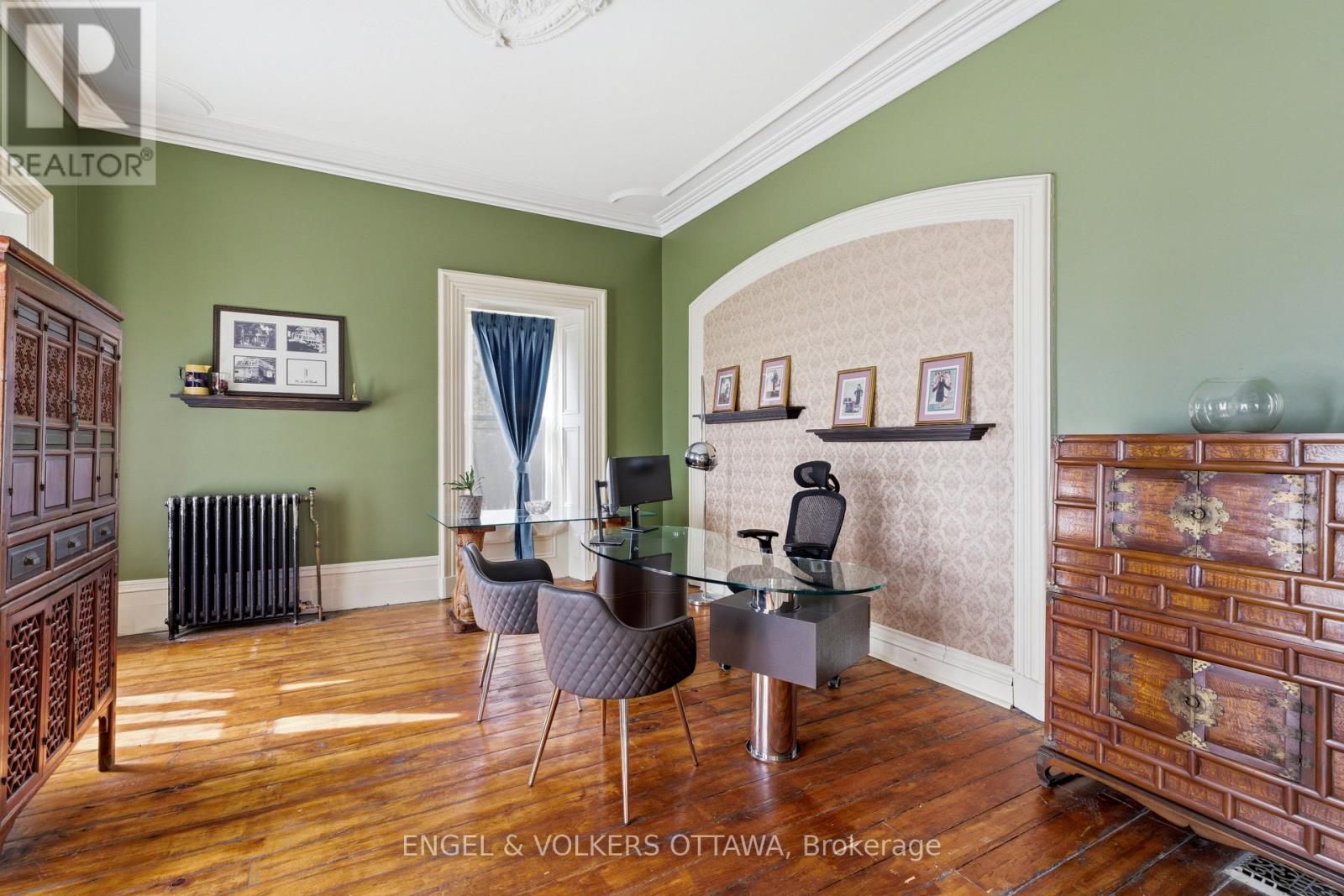 382 Mcgill Street Property Photo 8