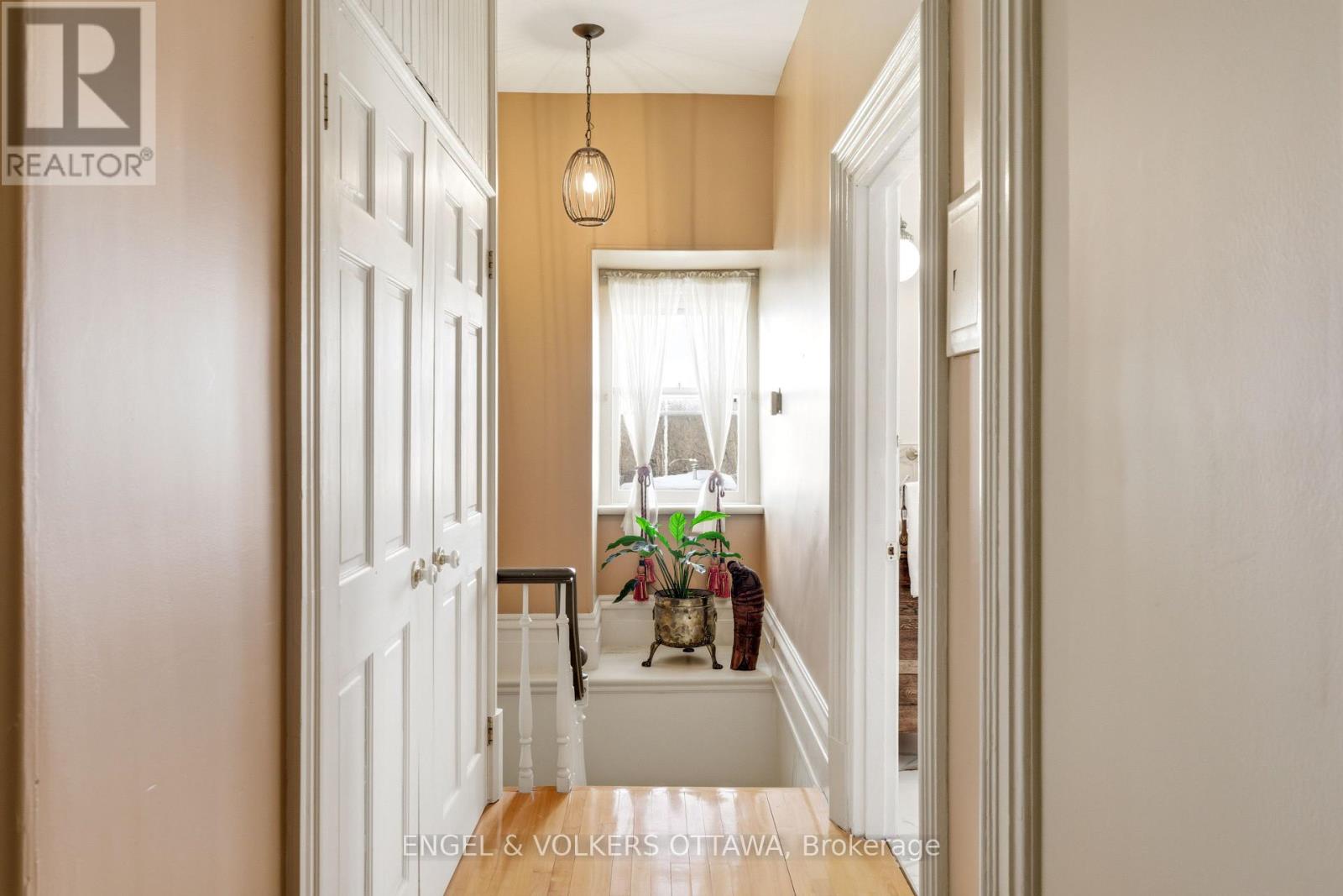 382 Mcgill Street Property Photo 24