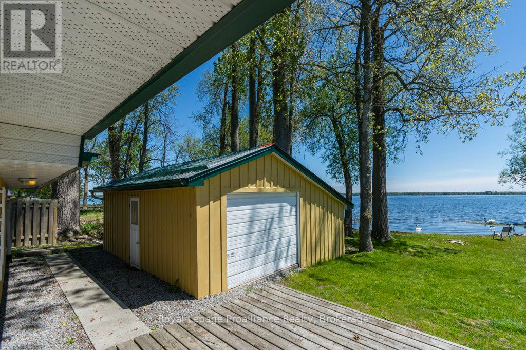 22579 Loyalist Parkway Property Photo 21
