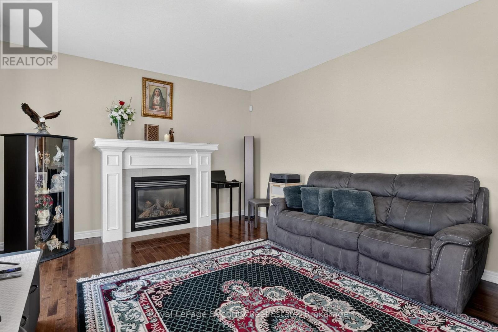 37 Fredonia Crescent Property Photo 21