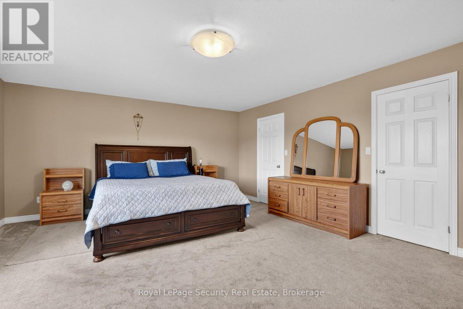 37 Fredonia Crescent Property Photo 25