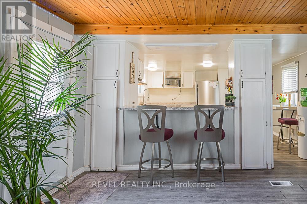 64 Otter Line Property Photo 10