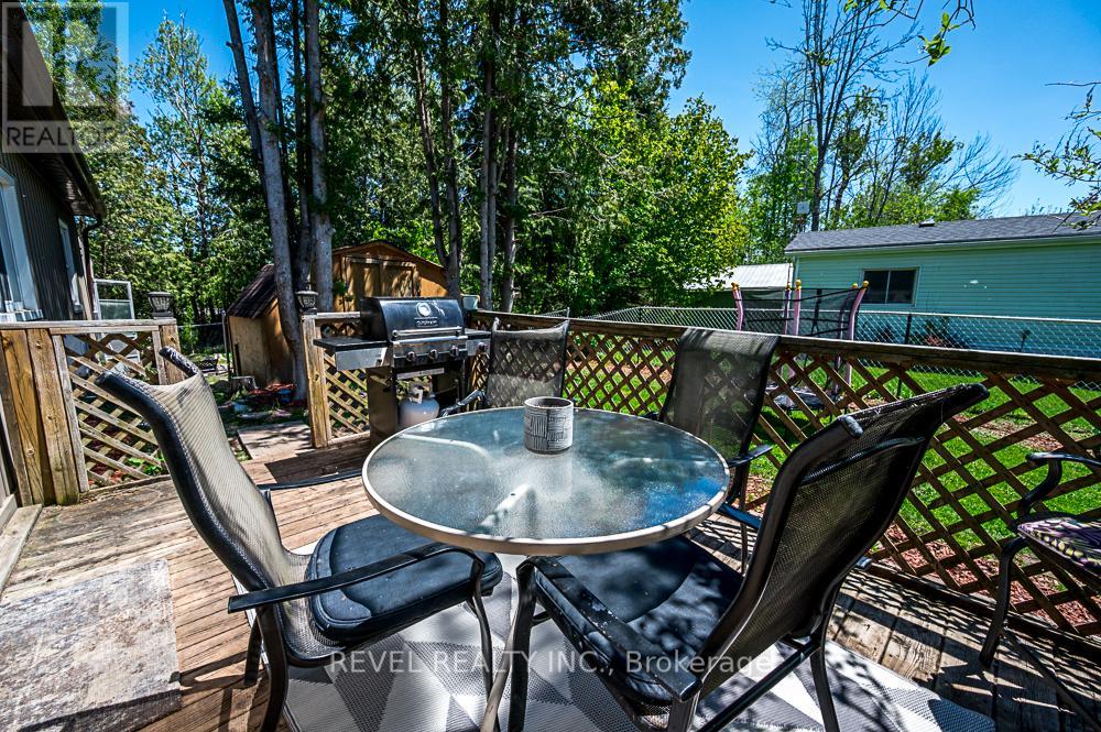 64 Otter Line Property Photo 27