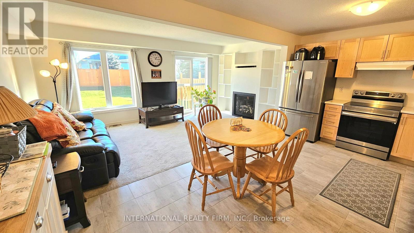 159 STONEBROOK WAY Property Photo 1
