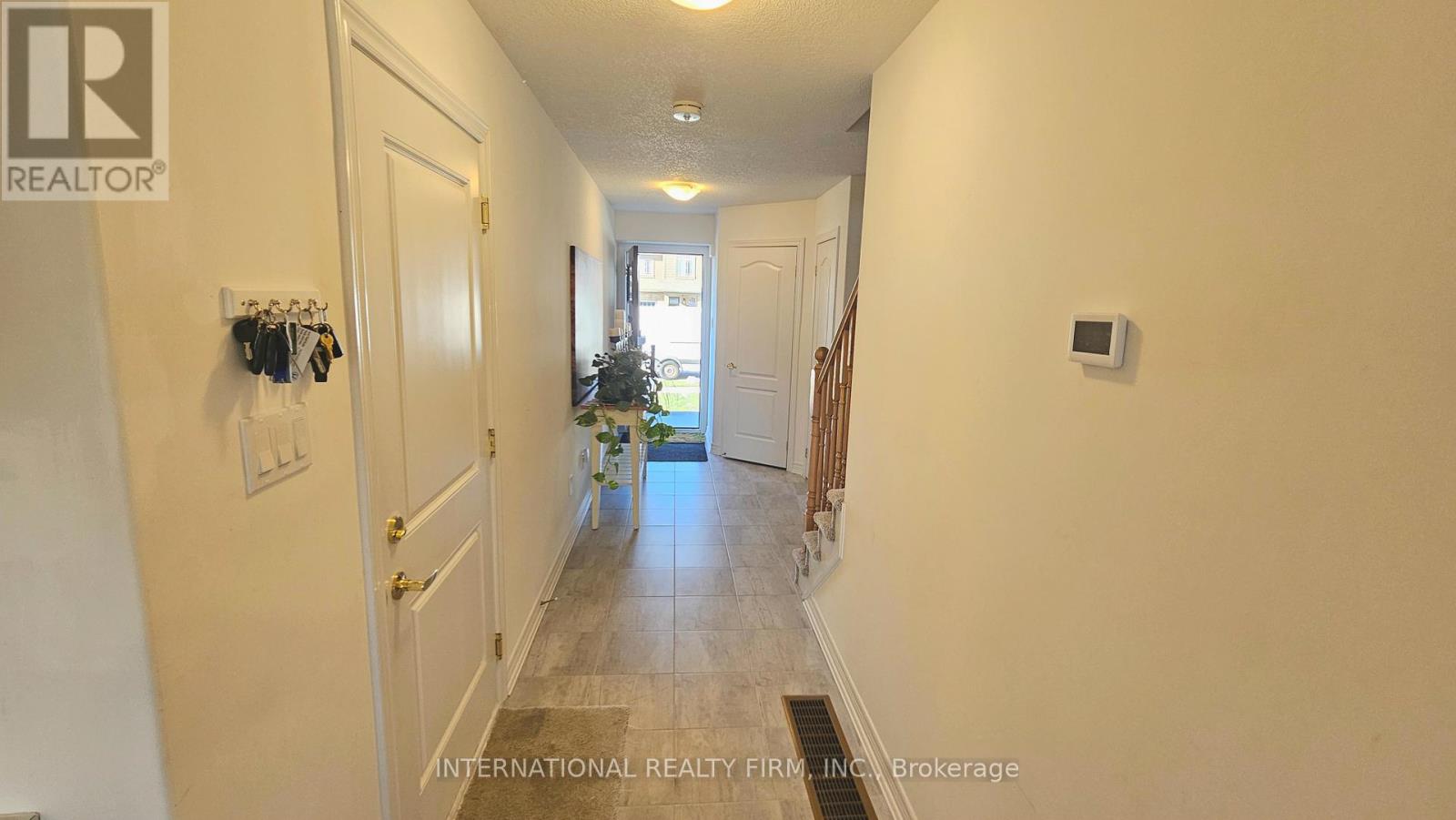 159 Stonebrook Way Property Photo 3