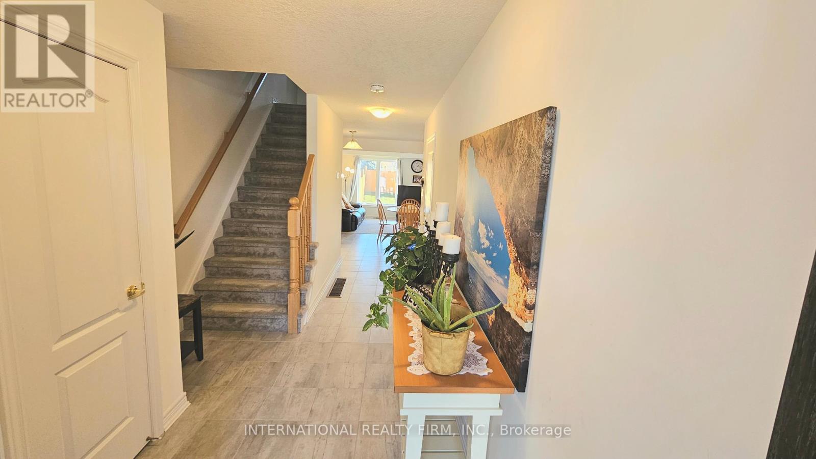 159 Stonebrook Way Property Photo 4