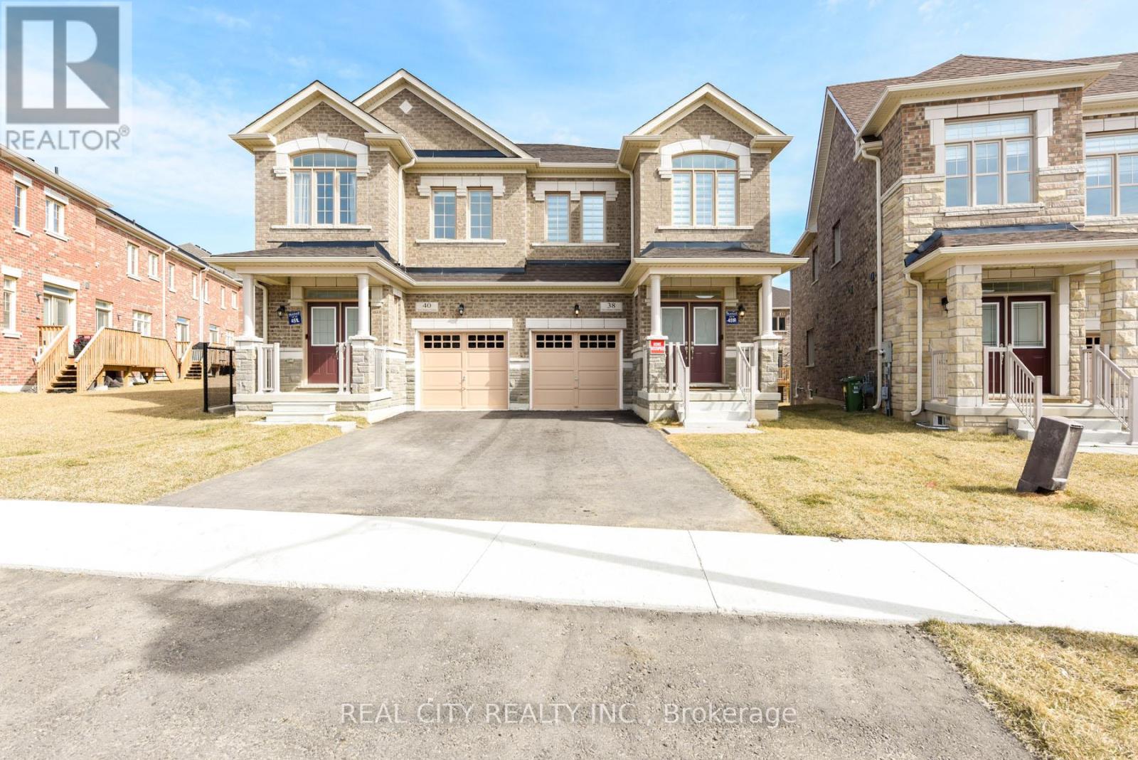 38 Silver Meadow Gdns Gardens N Property Photo 1