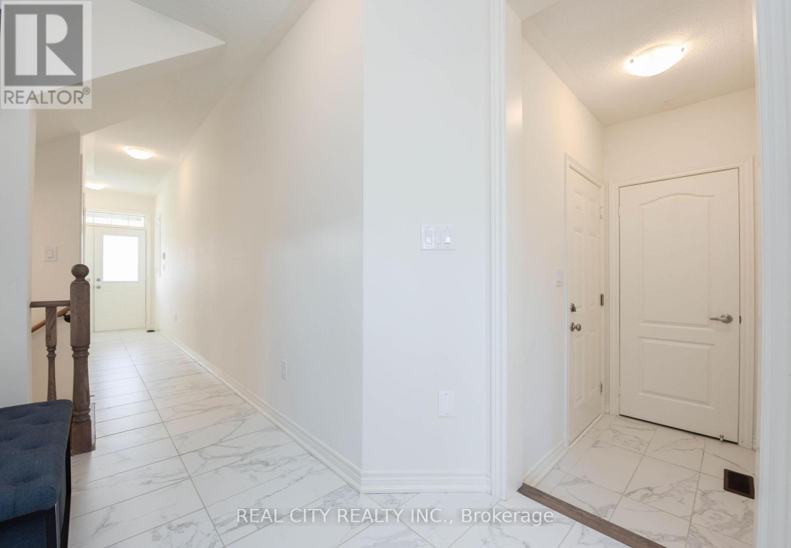 38 Silver Meadow Gdns Gardens N Property Photo 12