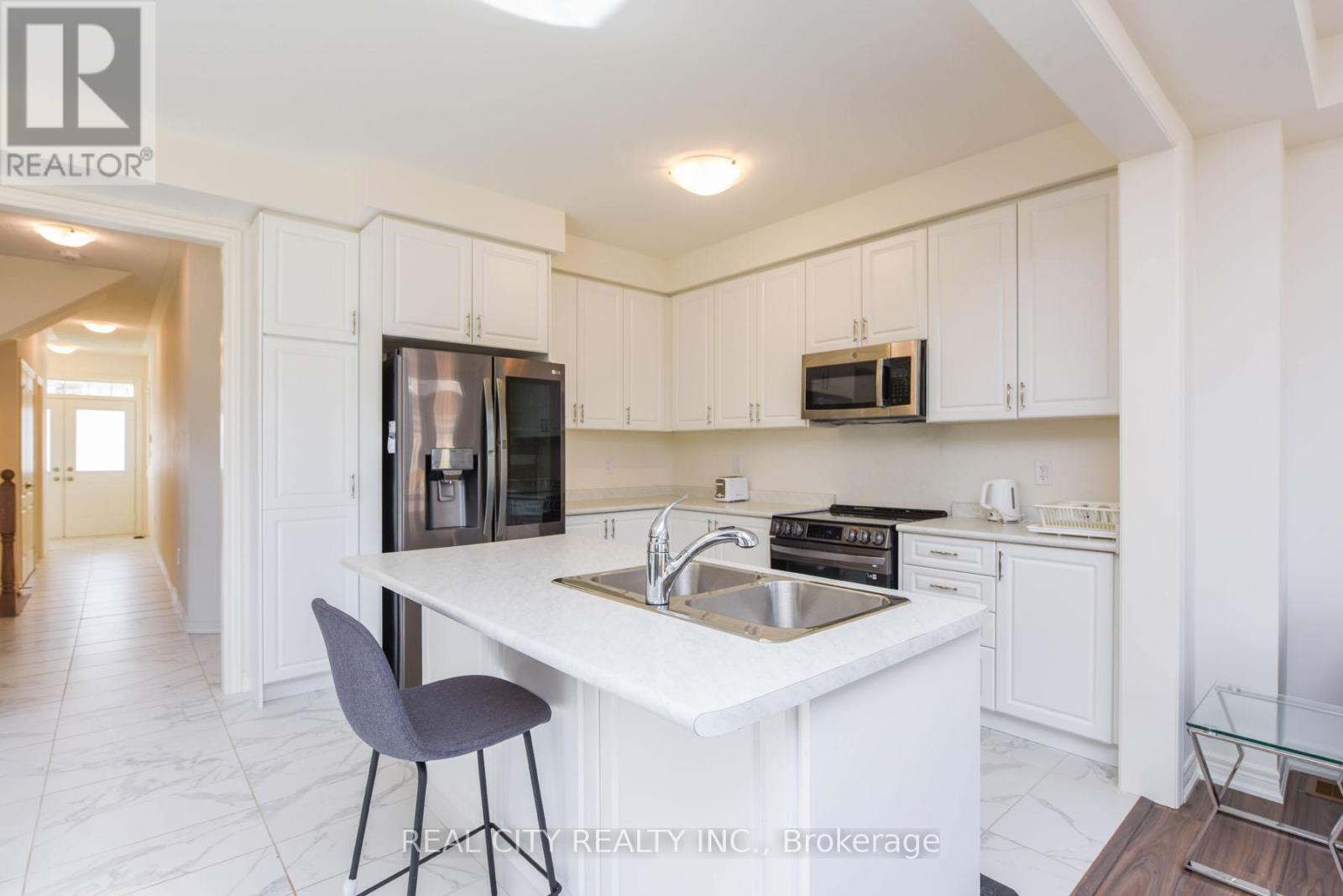 38 Silver Meadow Gdns Gardens N Property Photo 16