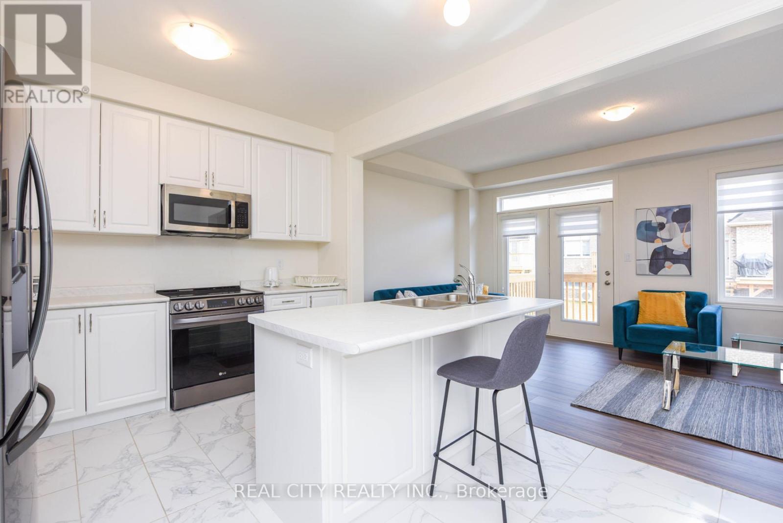 38 Silver Meadow Gdns Gardens N Property Photo 17