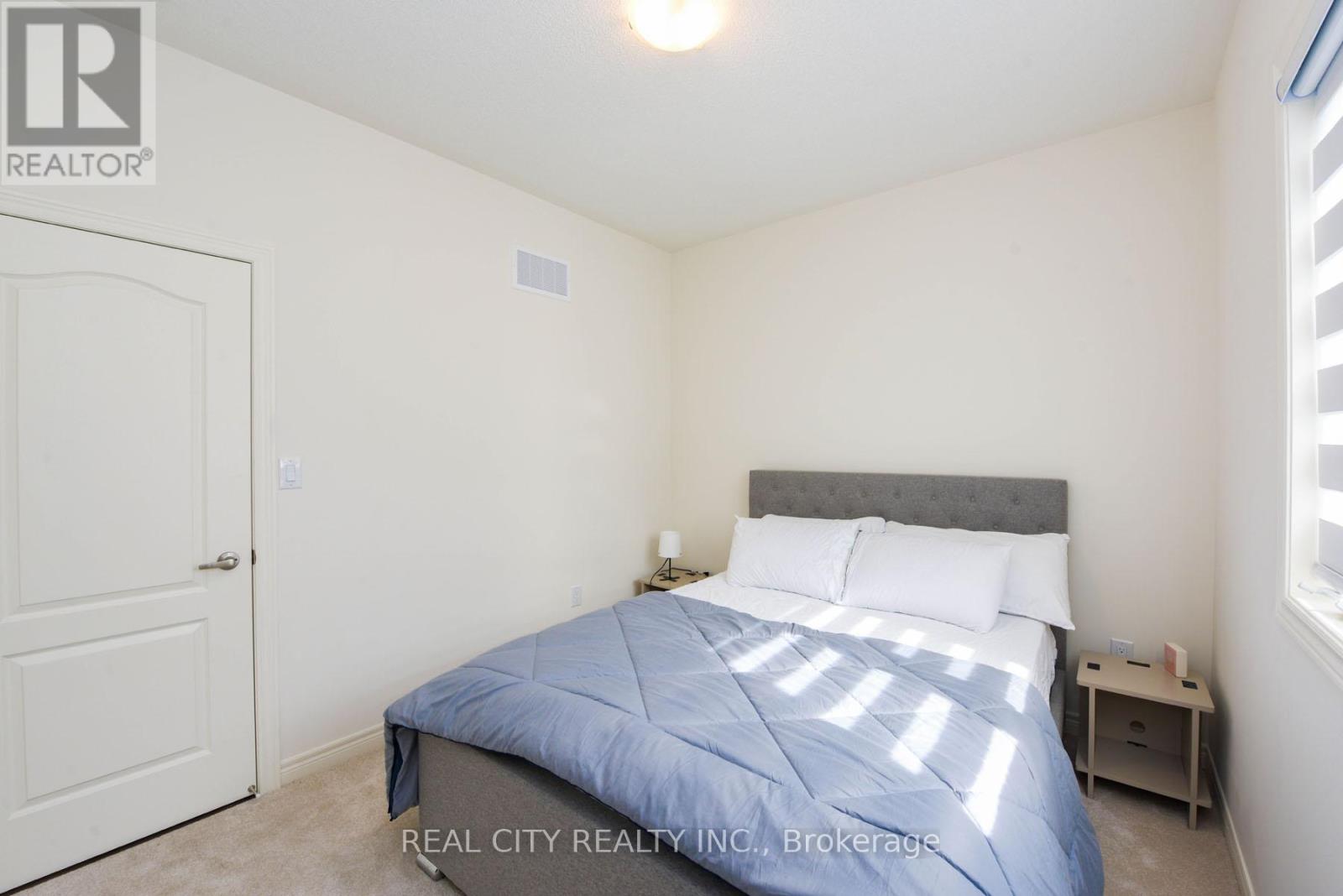 38 Silver Meadow Gdns Gardens N Property Photo 27