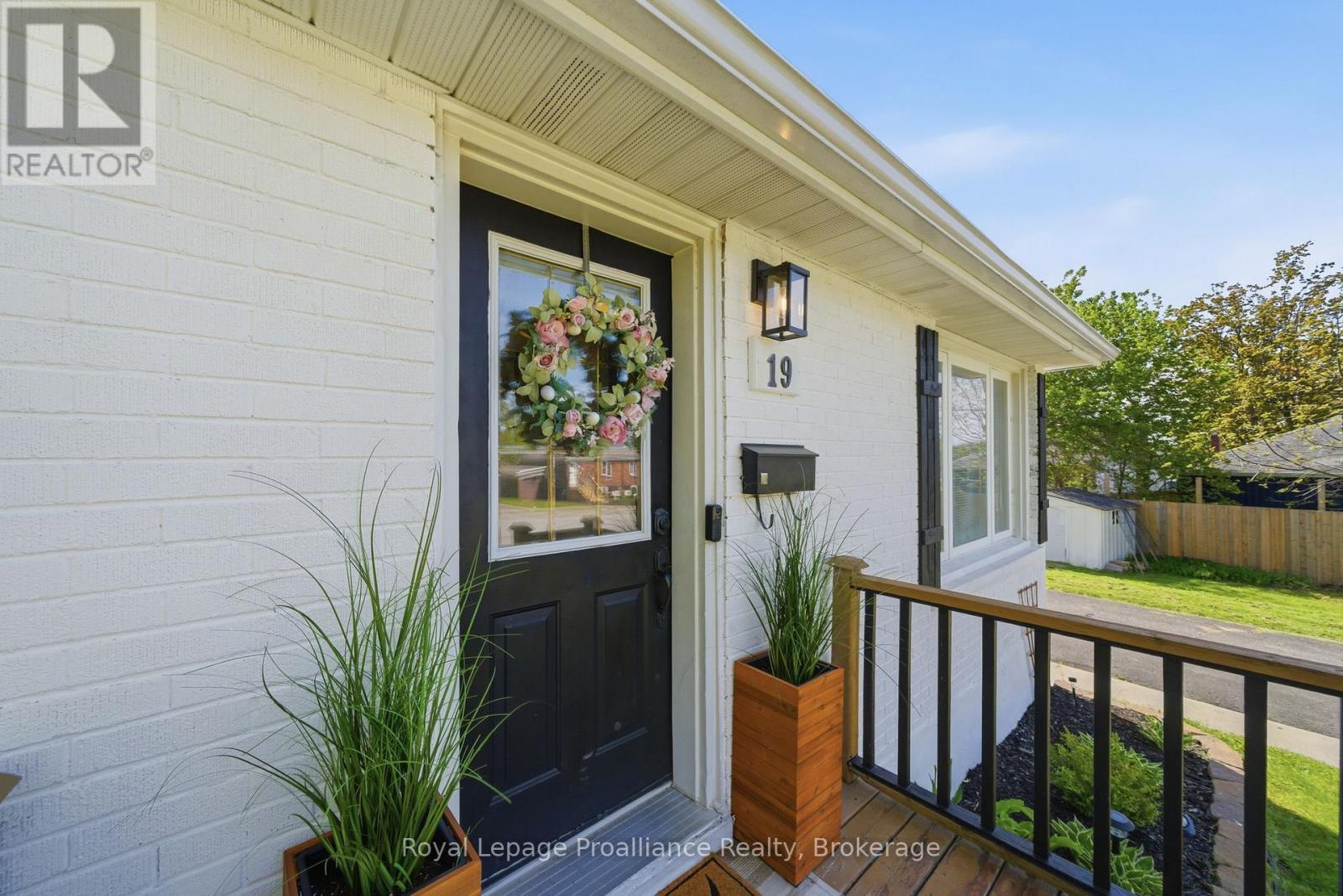 19 Coleman Drive Property Photo 6
