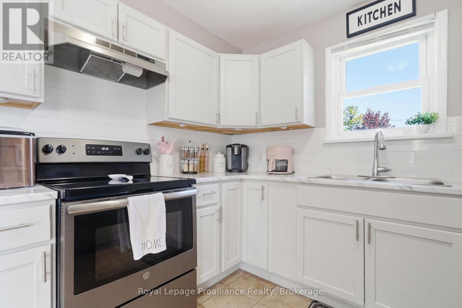 19 Coleman Drive Property Photo 12