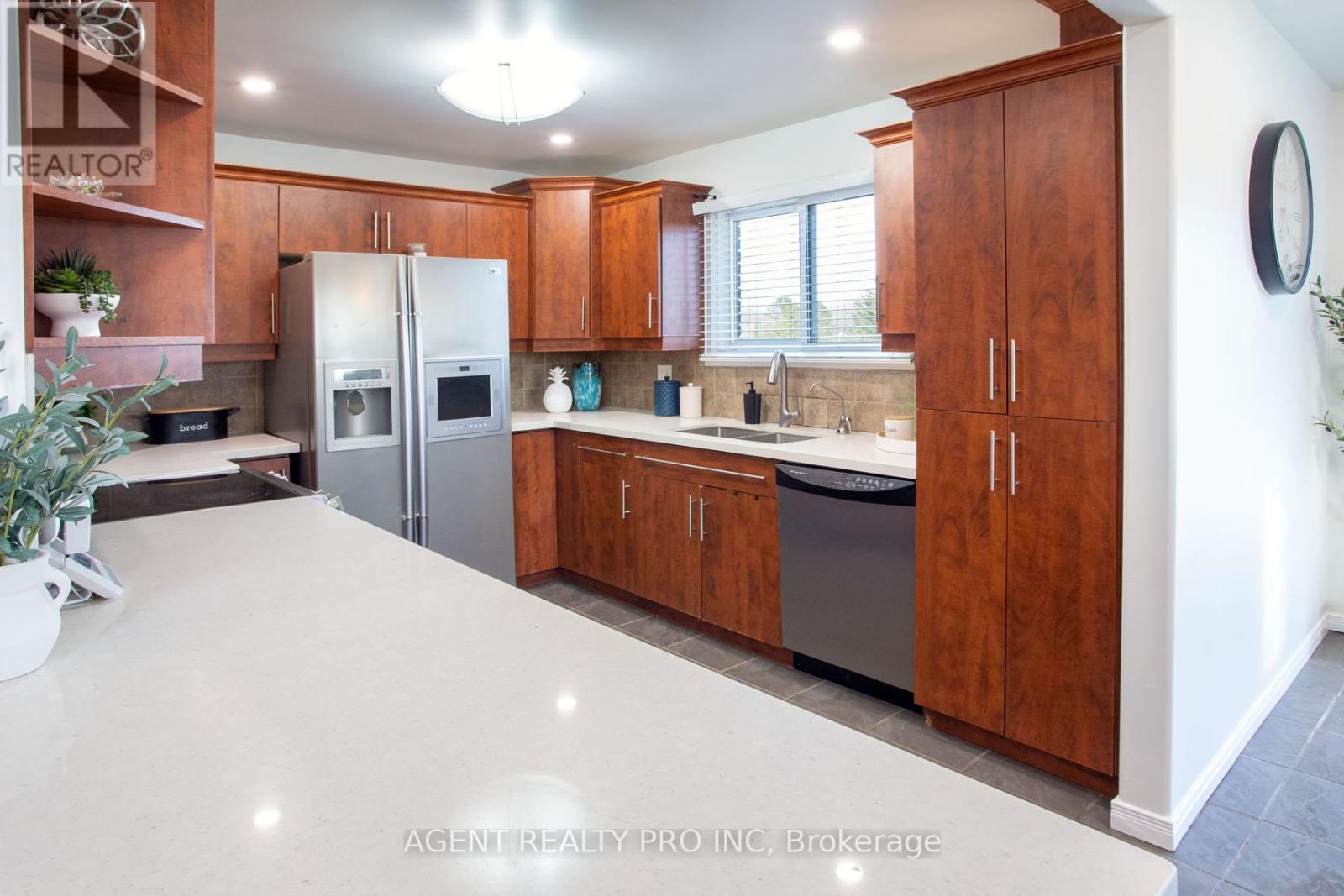 6571 Carroll Drive Property Photo 25