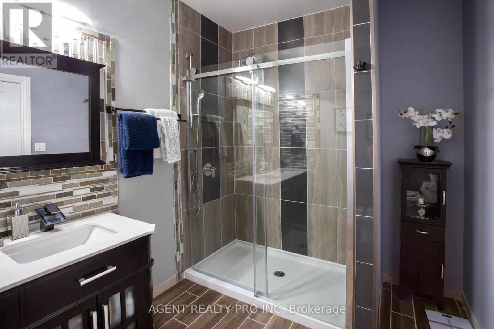 6571 Carroll Drive Property Photo 43