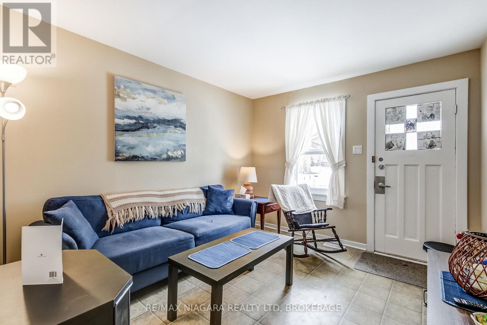 8 Catharine Street Property Photo 5