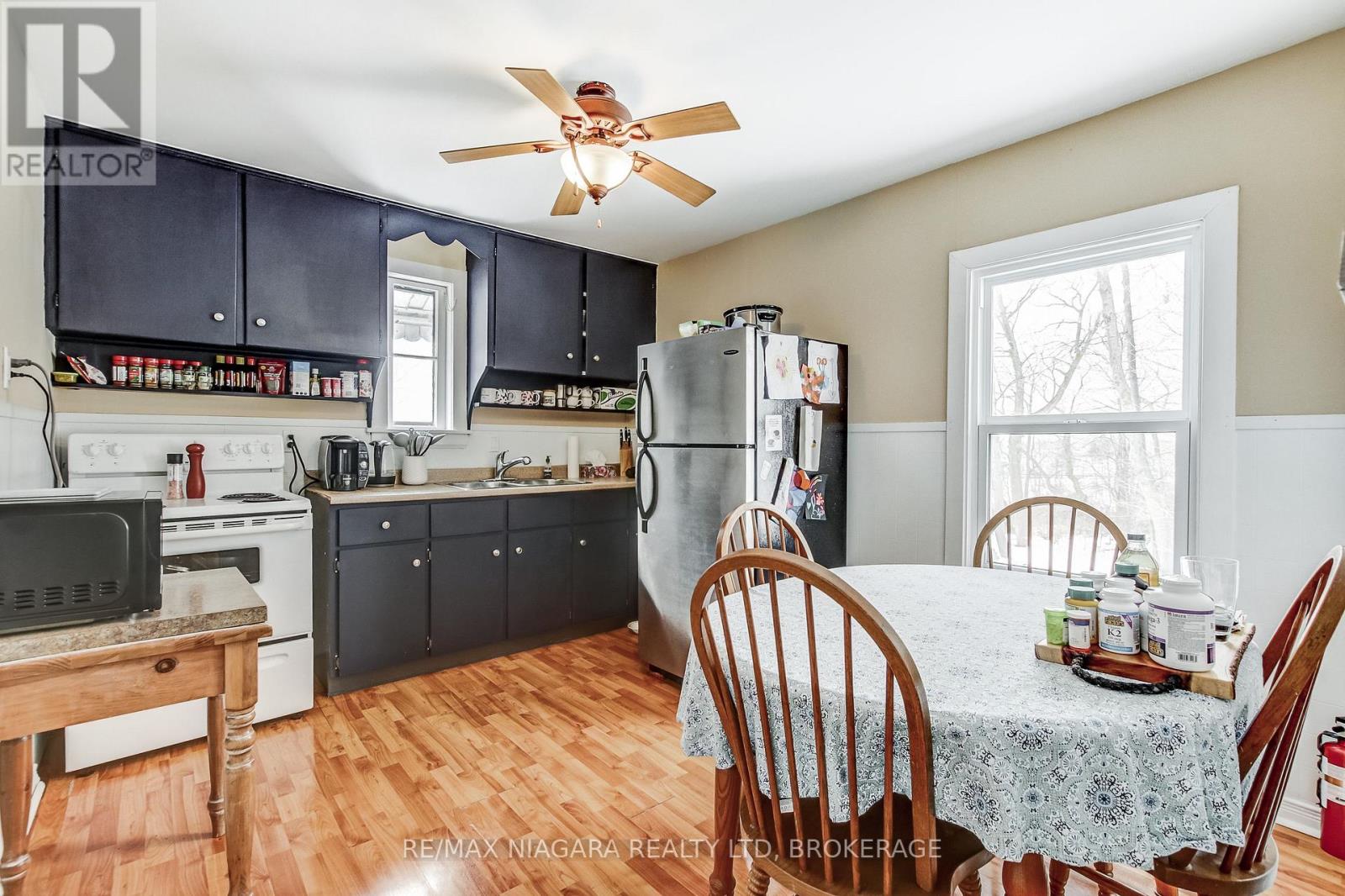 8 Catharine Street Property Photo 8